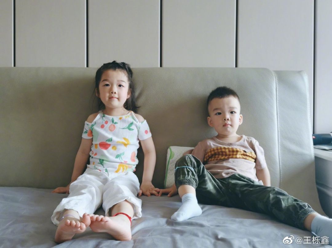 快男快女和300歌迷集体再就业，震撼！