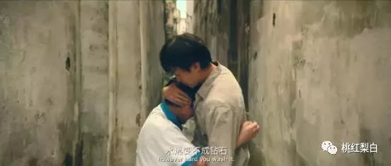 被冤枉坐牢被儿子误解，邓超这次太让人心疼了！