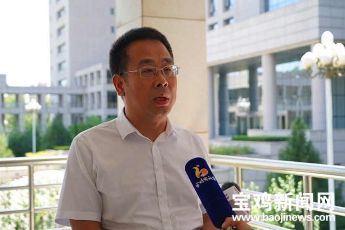 访麟游县县长李武发:迅速掀起大发展大建设热潮