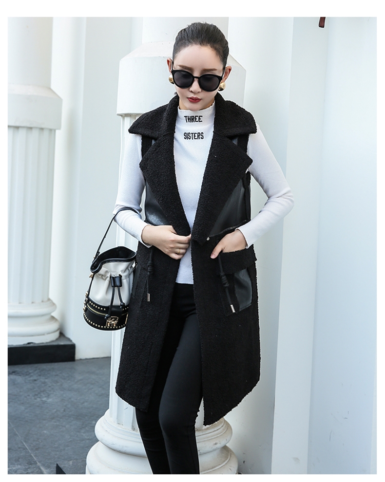 女人最新潮穿搭法,羊羔毛+钢丝袜+长筒靴,让男