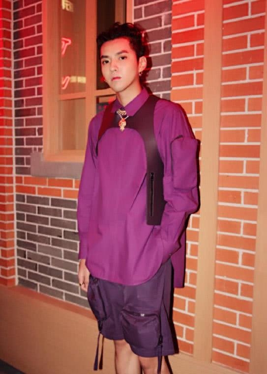 众星出席活动,张曼玉“惊喜”现身,孙俪与新婚的唐嫣比美!