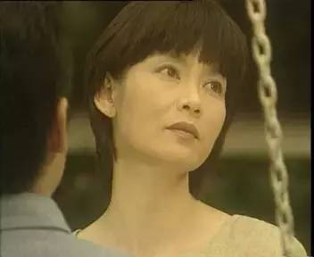 拍戏没时间怀孕，老公跟她离婚！受不了打击皈依佛门