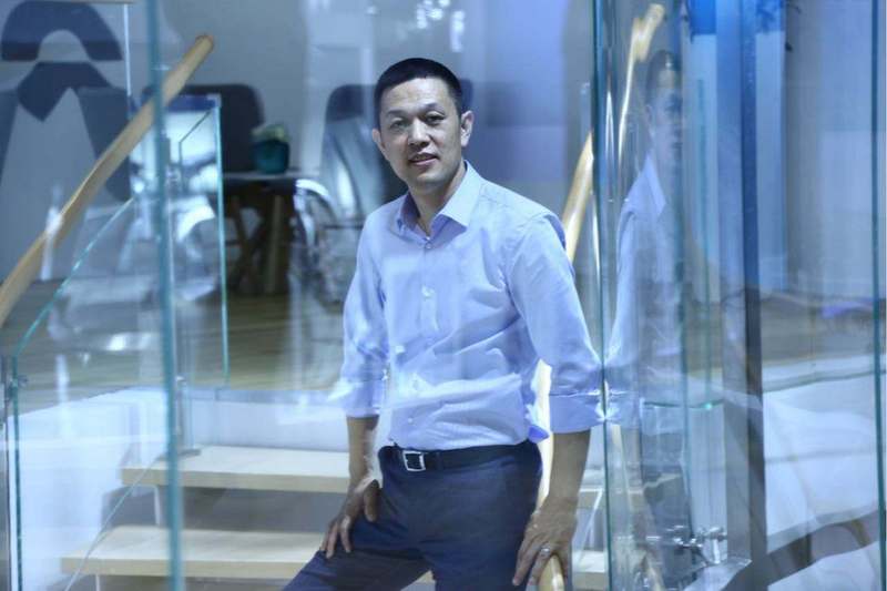 8点1氪丨网络视听监管新规明年2月实施；​微信封杀6千余个公众号和小程序；微软十年后重登全球市值第一