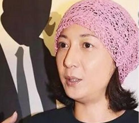 吴卓林宣布跟网红女友领证结婚，返港或得到吴绮莉支持！