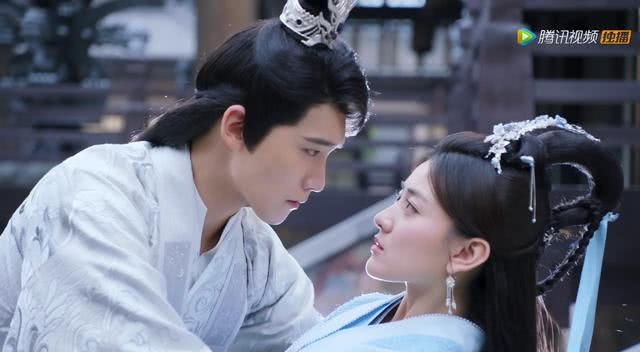 《双世宠妃2》第三季剧情猜想，八王爷和曲小檀回到现代来撒糖？