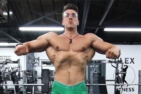 健身肌肉男3个月备赛,从196斤到175斤转变,前