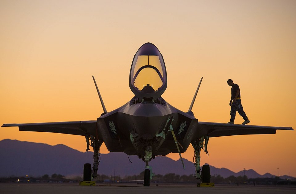 澳大利亚空军将于12月10日开始永久部署首批2架F-35A隐身战机