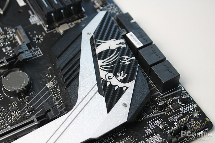 微星MPG Z390 GAMING PRO CARBON评测：疾速超跑
