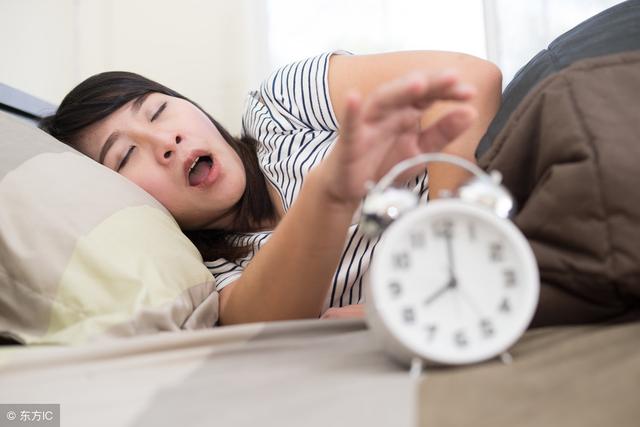 女性熬夜的8大危害,第5个关系到你的下一代