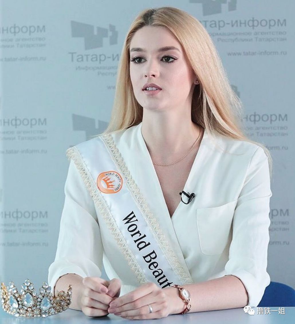 芭比娃娃用她做原型，还是拿了世界超模冠军的俄罗斯女排，有颜任性！