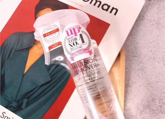 脸上黑头粉刺太多?千万别手贱去挤,用这个,黑