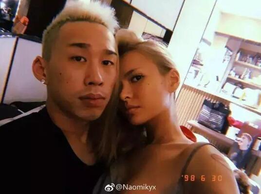 Naomi不堪舆论压力割腕，因丑闻曝光，竟跟陈冠希有过一腿？