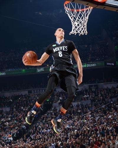 4张照片感受nba球星扣篮有多无解!最后1张让全世界