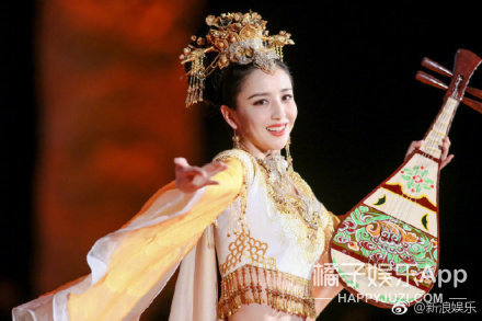 彭昱畅接不到吻戏竟是因为这个 佟丽娅也太美了吧！