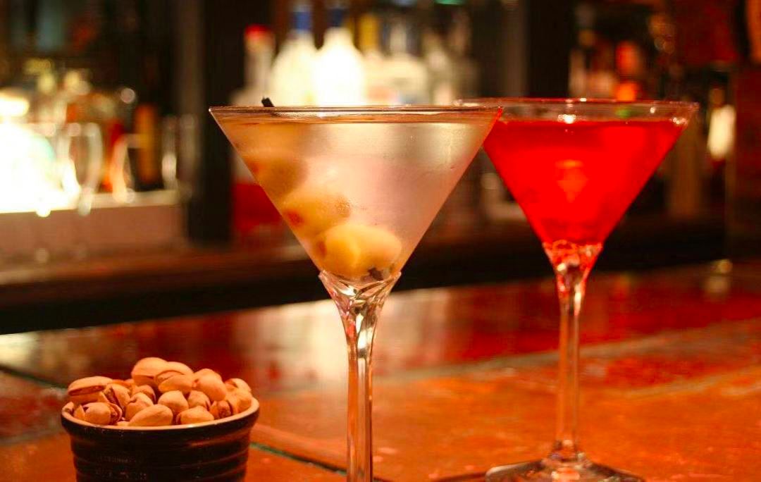 求你不要再点Low爆的长岛冰茶啦,我来教你怎么装成酒吧老司机!