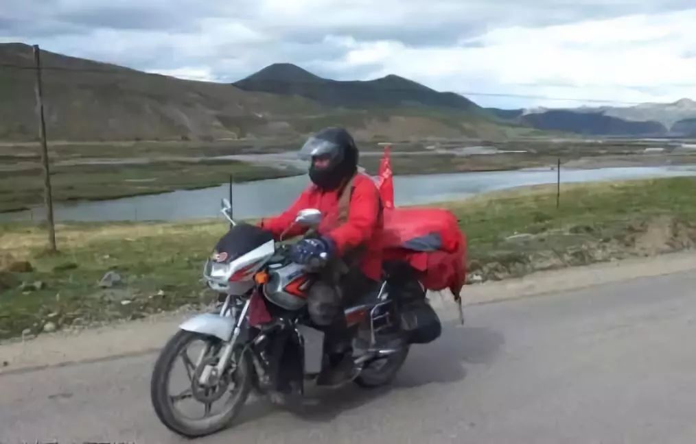 骑摩托车长途旅行最好选这条路，帮你节约一半的开销