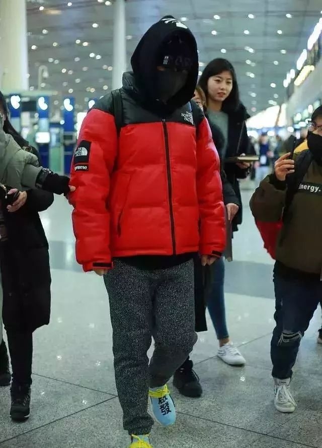 蔡徐坤朱一龙吴亦凡…这个冬天男星“不要脸”了，女星也不露腿了