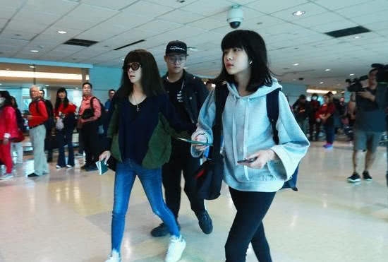 煎熬62天!袁惟仁终于苏醒返台,可脑内肿瘤仍未解决