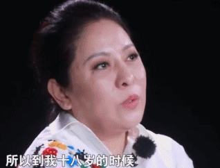 她什么背景？婚后被老公宠上天好人缘超何炅，整个娱乐圈都去跪舔