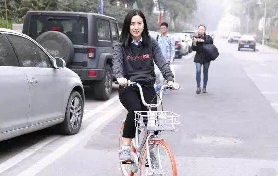 胡玮炜宣布卸任摩拜CEO，接下来会继续在出行行业创业 | 最前线