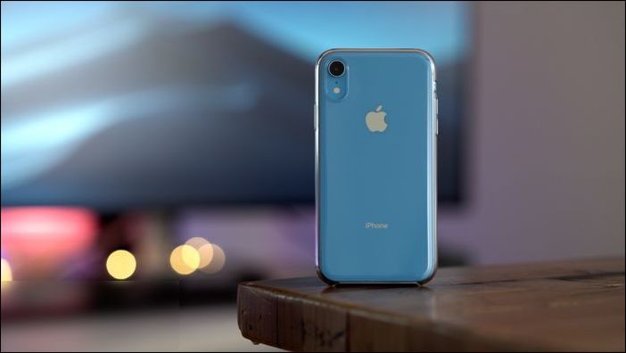 上个月每卖出 10 台 iPhone,就有 3 台是 iPhone XR