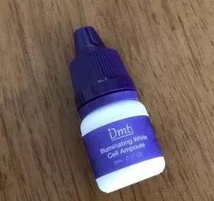 曾经靠素颜就征服大众比肩刘亦菲的她，现在却被嘲一无是处