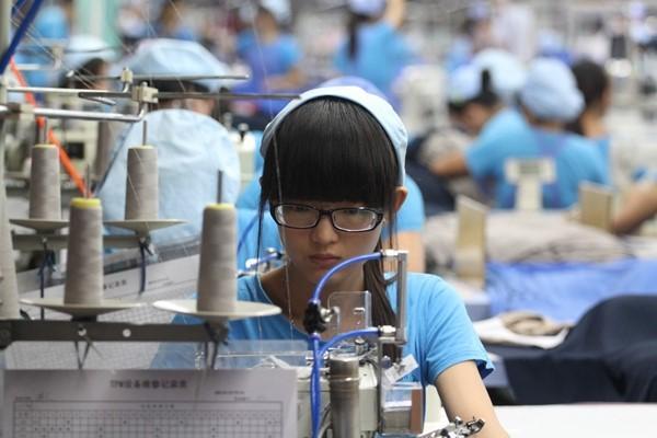 花1亿给员工建食堂，花千万包车送员工回乡过年，又一个马姓富豪