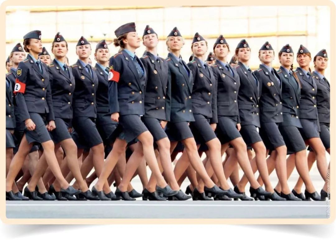 一组勇敢捍卫自由与保卫国家主权的乌克兰女兵照片 -6park.com