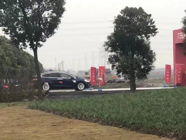特斯拉上海超级工厂开工 马斯克：中国市场对我们十分重要