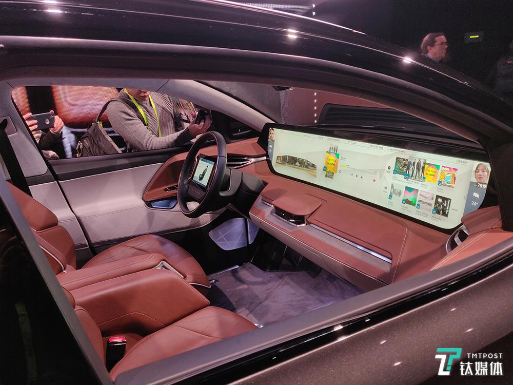 拜腾公布全新48寸交互界面，更多量产细节也浮出水面 | CES 2019