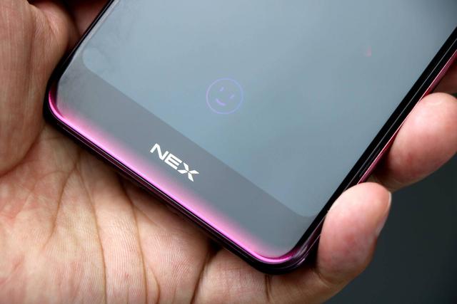 最佳设计旗舰手机:vivo nex双屏版,玩转双屏新视界!