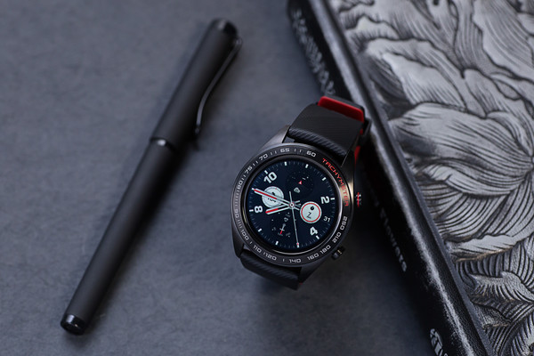 荣耀开启新年促销活动 老用户购手表最高享100元优惠