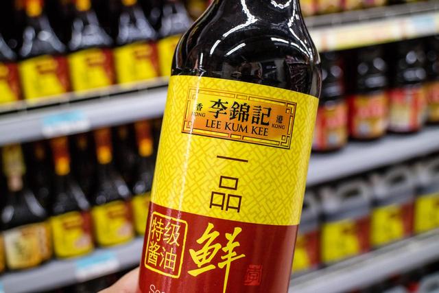 著名商标评选被叫停：有企业10年违法两千余次，砍掉生产线卖吊牌