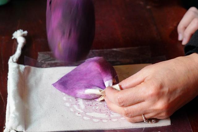 捶草印花、黑色剪纸、非遗陕州惊艳了女儿的寒假