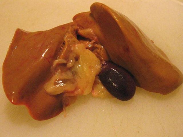 欧美评的8种恶心食物,有一种在中国是八珍之一,营养还没鸡蛋高