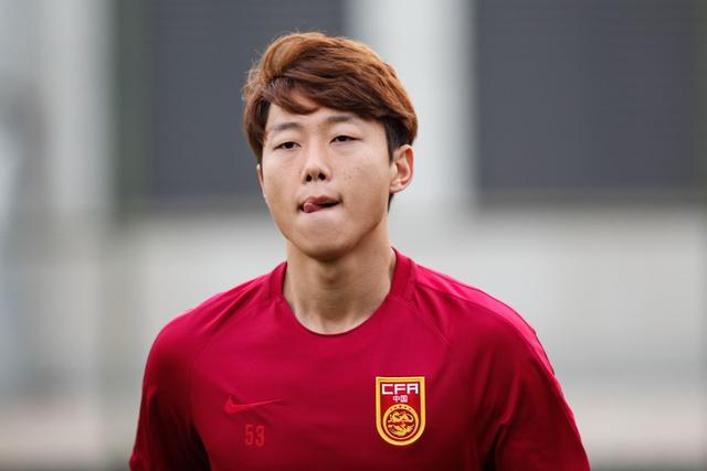 媒体人:高准翼转会费不是2000万,毕竟华夏不是