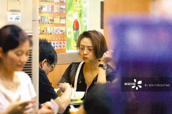 号称第一奶霸！被X骚扰，相恋25年不敢结婚，成了肥婆！