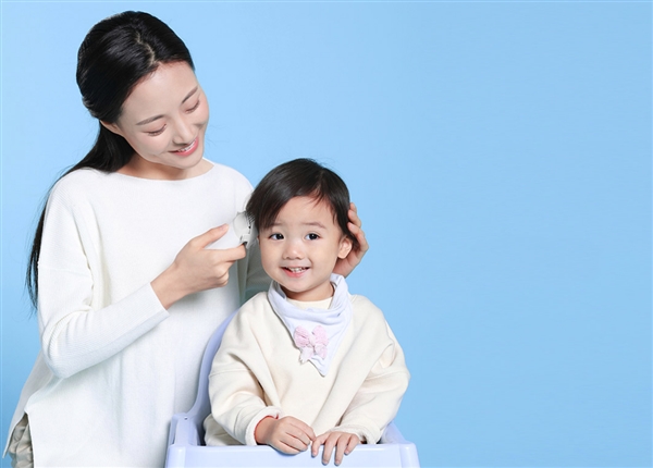 小米上架米兔婴儿理发器：3种配梳 5种长度