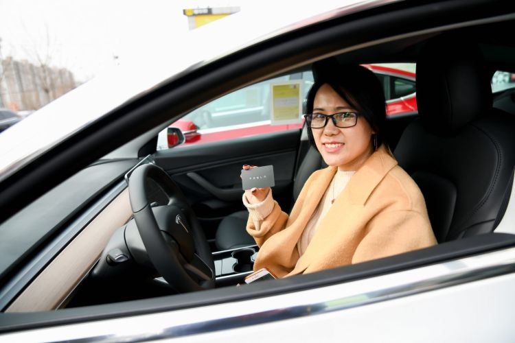特斯拉Model 3，进中国了