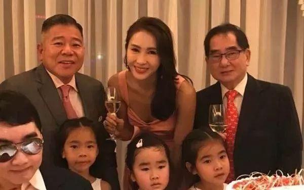 16岁开始父女恋，嫁了残疾人，张柏芝唯一承认的美女