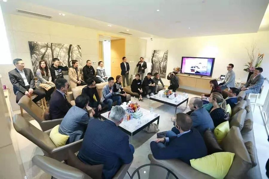 品牌事丨安利董事会联合主席温安洛、新任CEO潘睦邻访华纪行__凤凰网