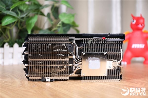 微星RTX 2060 GAMING Z拆解图赏：14叶风扇霸气