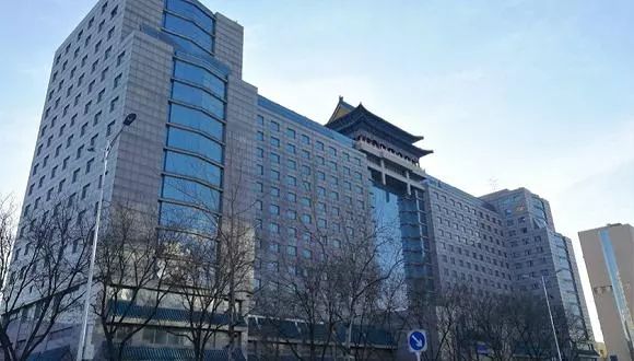 张一鸣回忆七年前居民楼办公，创业公司选址风水是个玄学？ | 唠氪儿