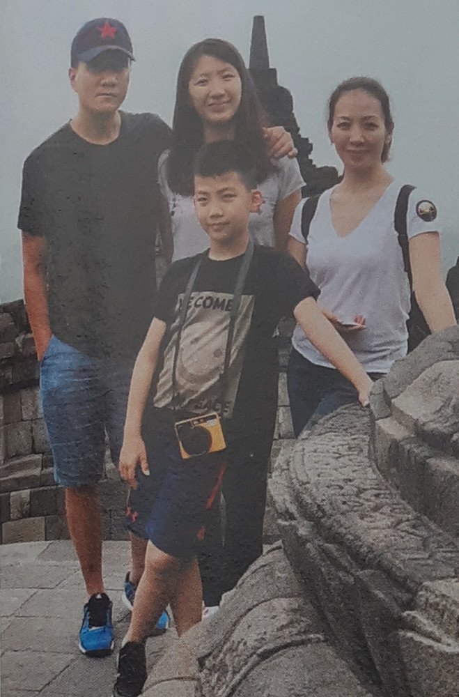 胡军大赞女儿“九九”舞台表现力强，看来又一个星二代要出道了