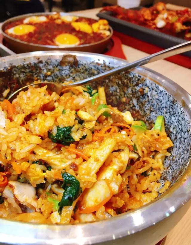 一碗米村拌饭,正宗朝鲜族风味,长春这家让我总是惦念,真是香