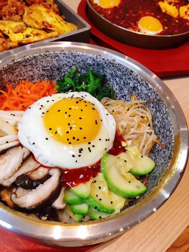 一碗米村拌饭,正宗朝鲜族风味,长春这家让我总是惦念,真是香