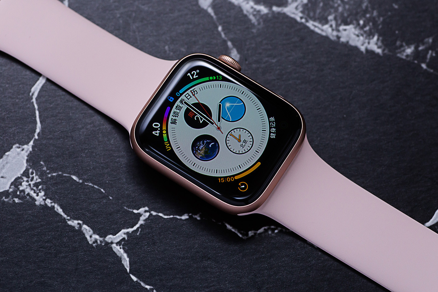 apple watch series 4图赏:科技与设计完满交融之作