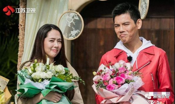 一个女女绯闻，一个背景深厚，郭碧婷和向佐的八卦才是真精彩