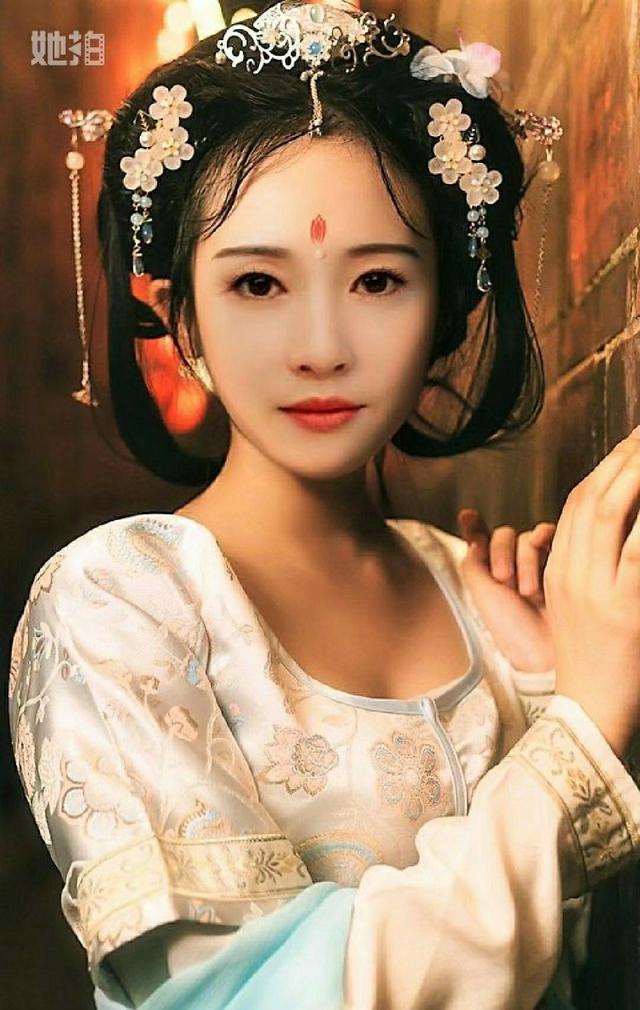 愿逐三秋雁,年年一度归:宁胡阏氏王昭君
