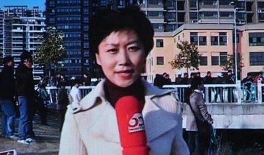 她是受欢迎的一位主持人，婚后第二天去世，丈夫至今还会精神失常
